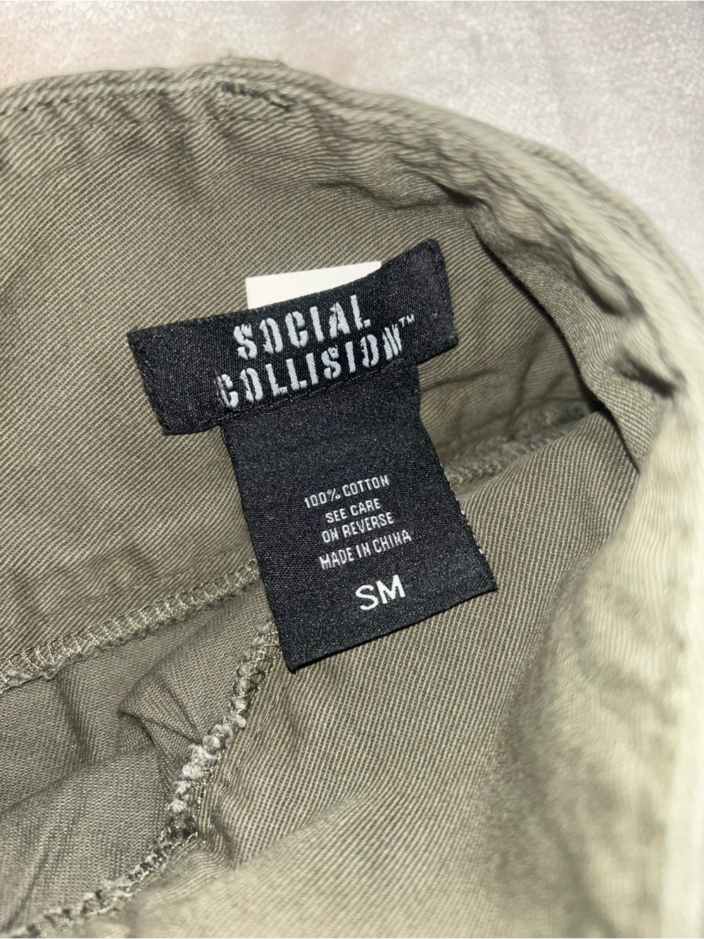 Social collision Y2k skirt - Picture 3 of 6